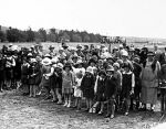 School children at the opening of the Ainslie School in September 1927 