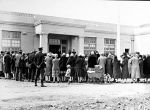 Crowd at the opening the Ainslie School in September 1927 